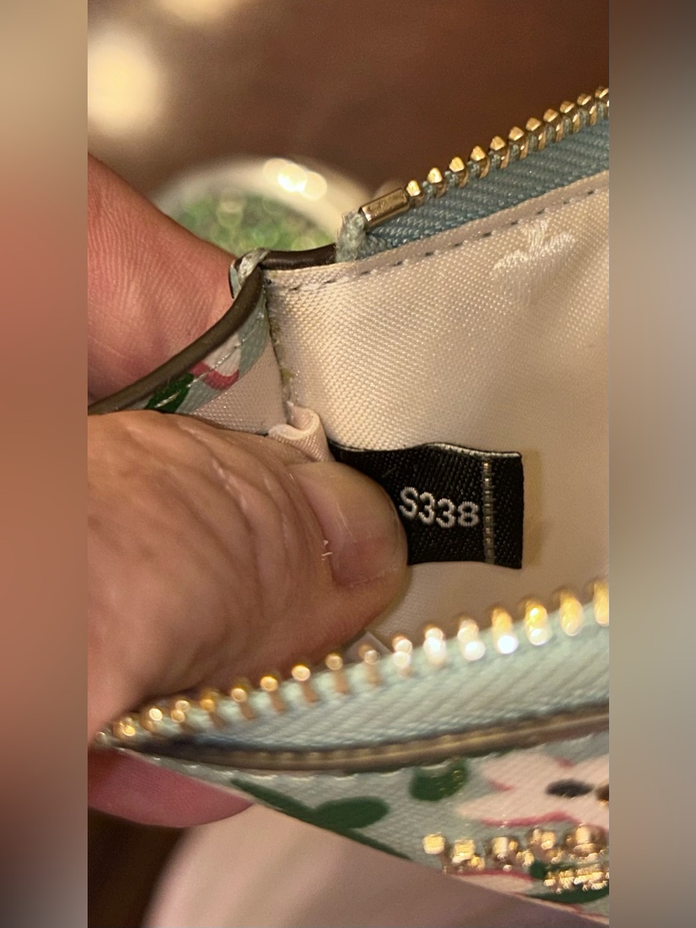 kate spade Floral Card Holder Keychain and Mirror NWOT Green White Glitter - Picture 13 of 14